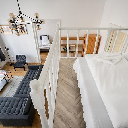 Setting Sun Apartment بودابست المظهر الخارجي الصورة