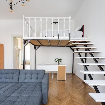 Setting Sun Apartment بودابست المظهر الخارجي الصورة